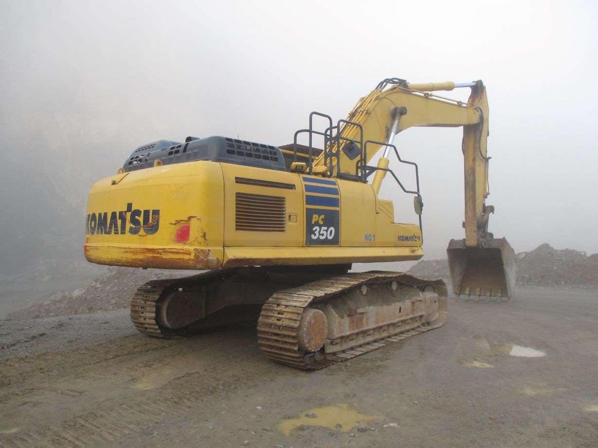 Komatsu PC350-11 - Image 5