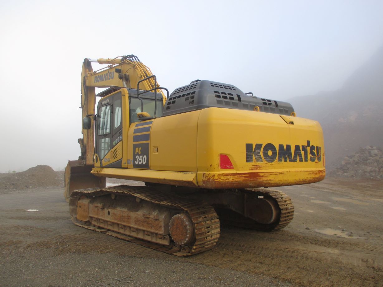 Komatsu PC350-11 - Image 6
