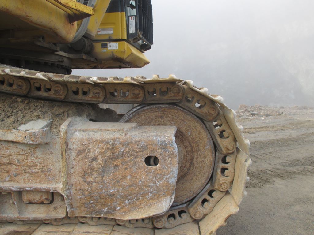 Komatsu PC350-11 - Image 11