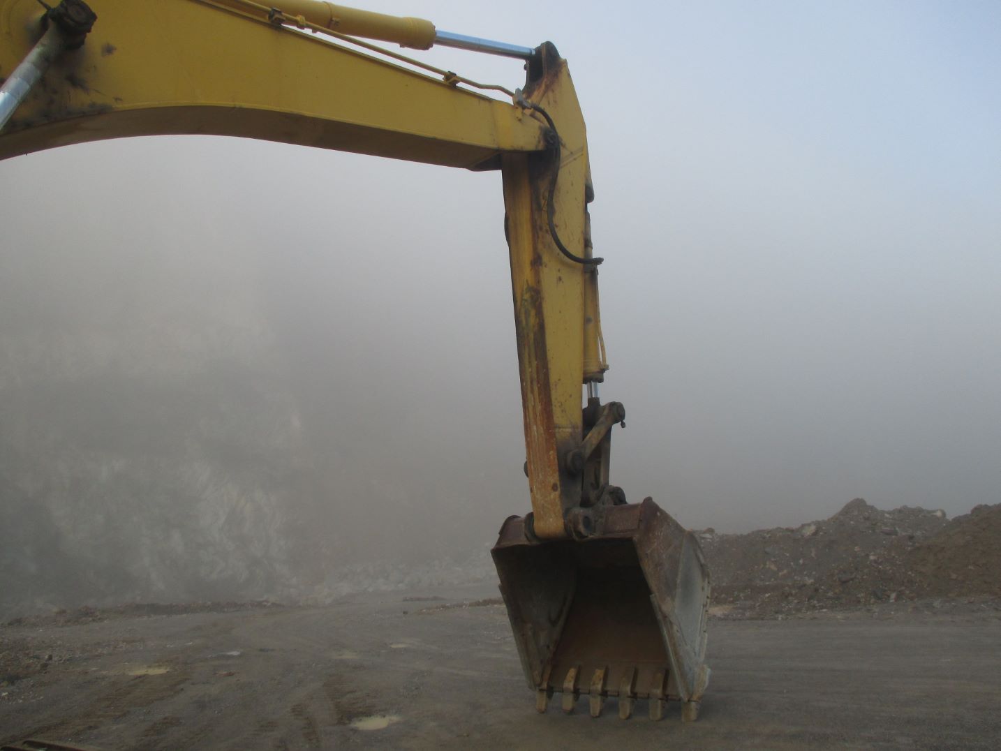 Komatsu PC350-11 - Image 14