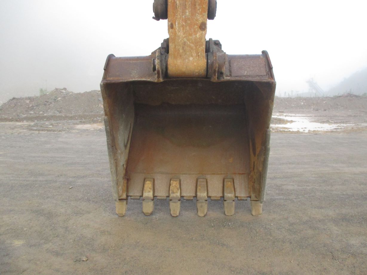 Komatsu PC350-11 - Image 17
