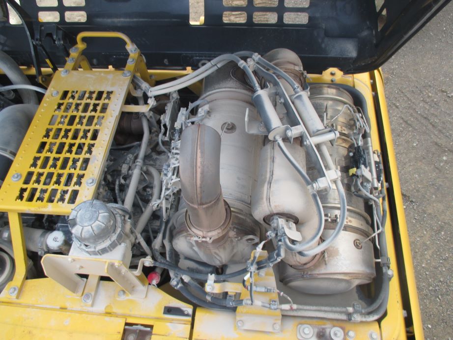 Komatsu PC350-11 - Image 21