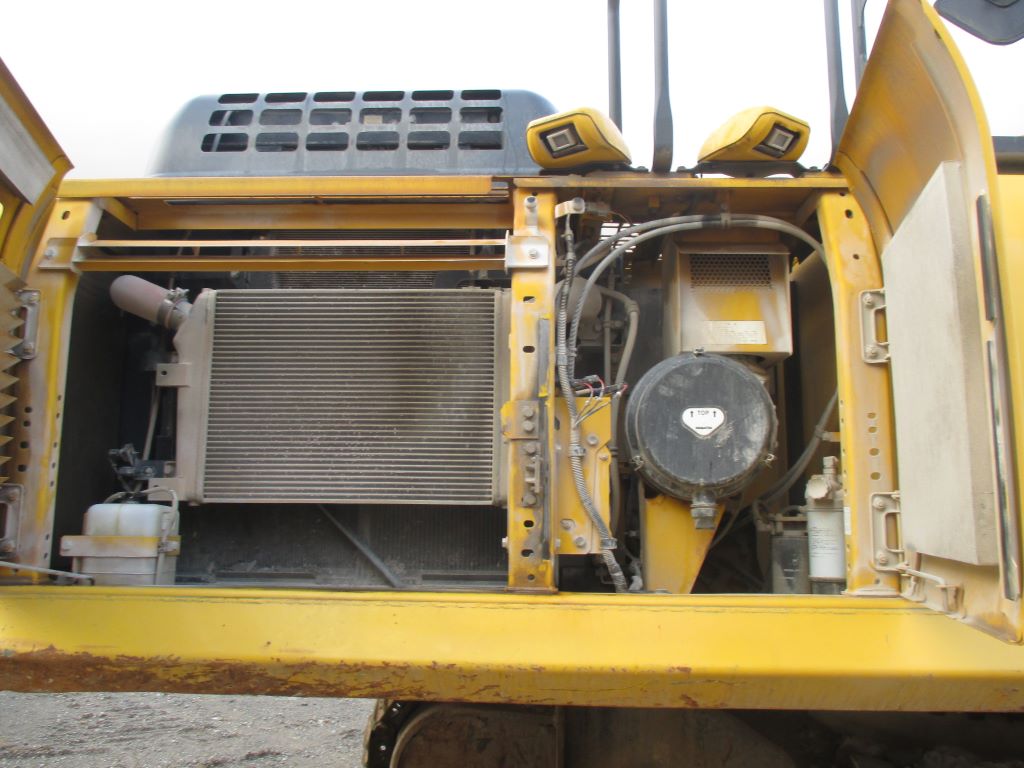 Komatsu PC350-11 - Image 23