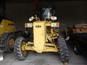 Komatsu GD405A-2