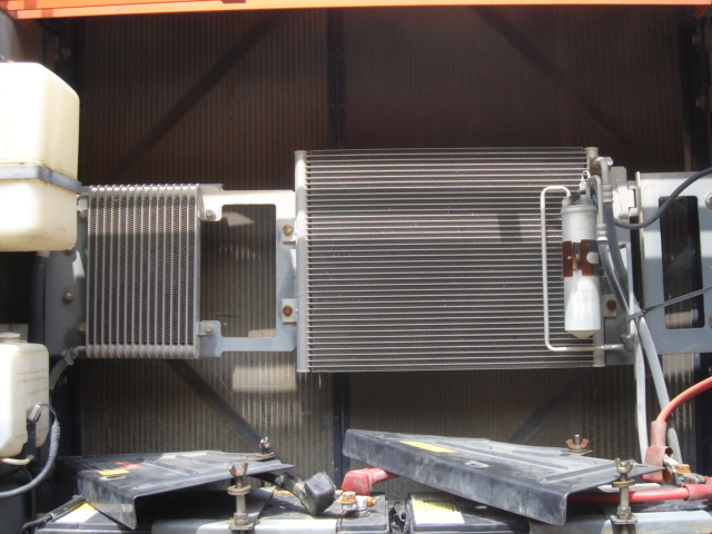 HITACHI ZX350LCH-3 - Image 16