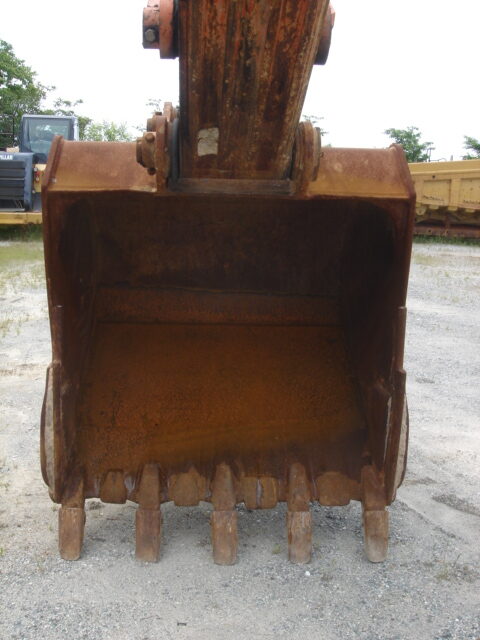HITACHI ZX350LCH-3 - Image 11