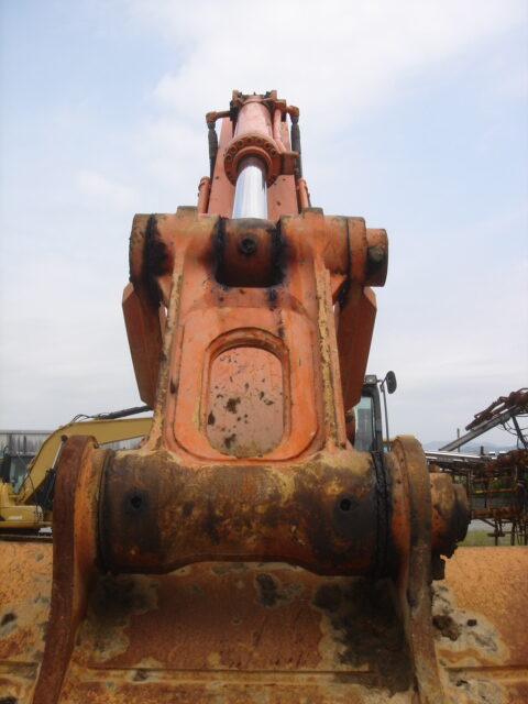 HITACHI ZX350LCH-3 - Image 9