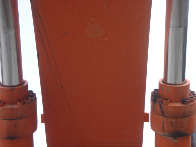 HITACHI ZX350LCH-3 - Image 7